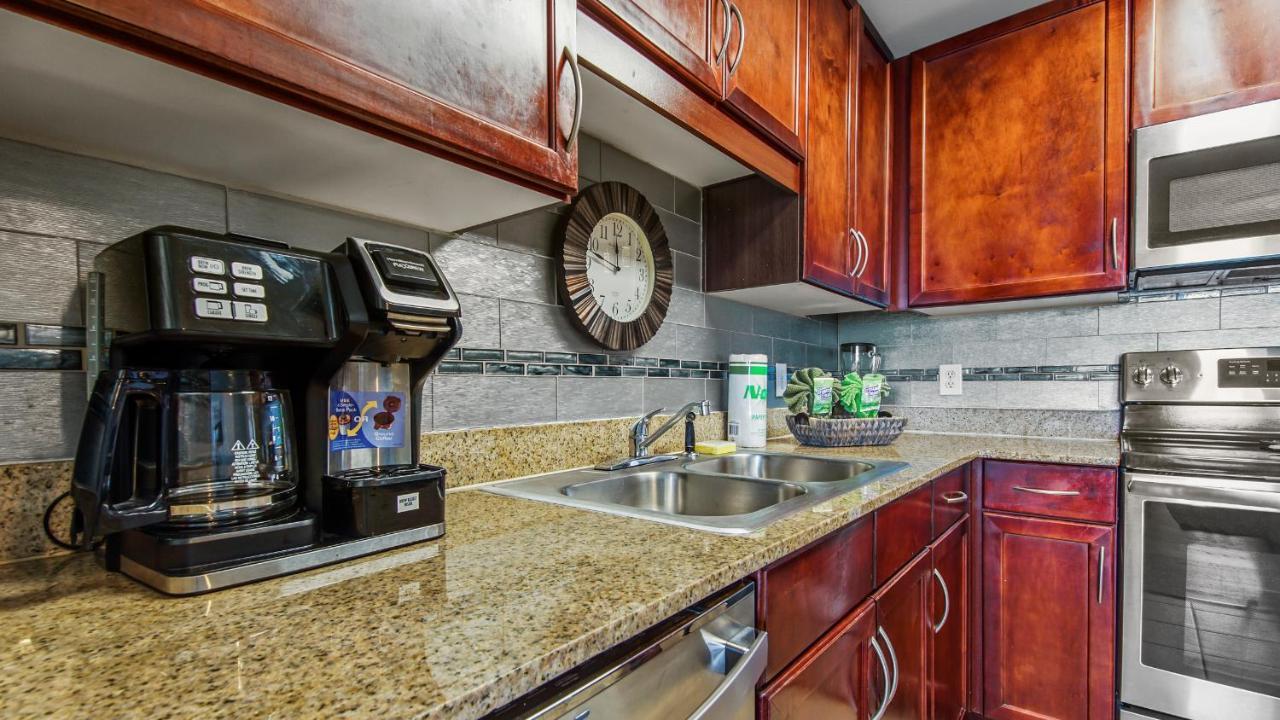 Sunsational At Laketown Wharf #1924 By Nautical Properties Panama City Beach Extérieur photo